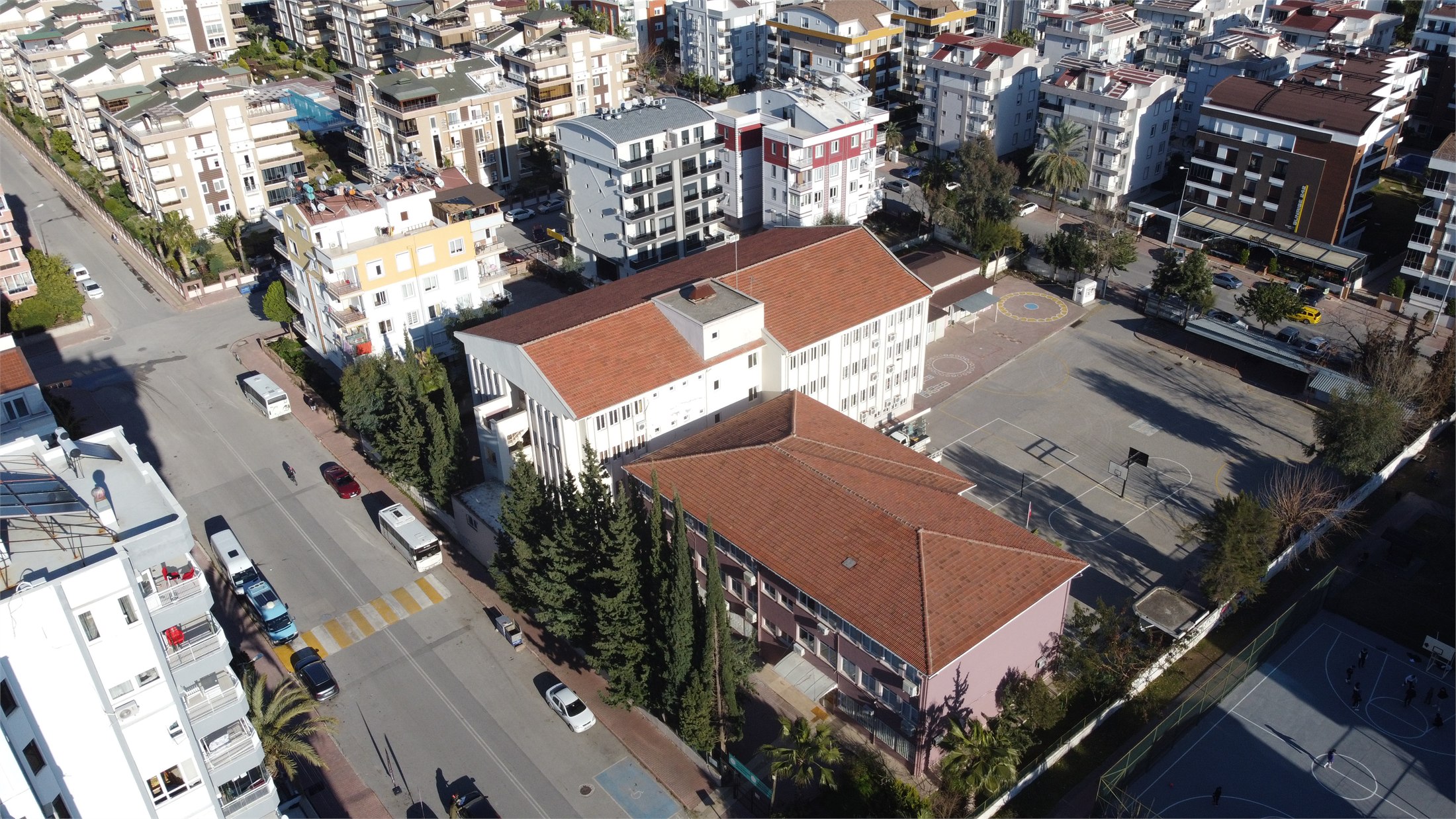 Antalya Bedriye Bileydi İlköğretim Okulu